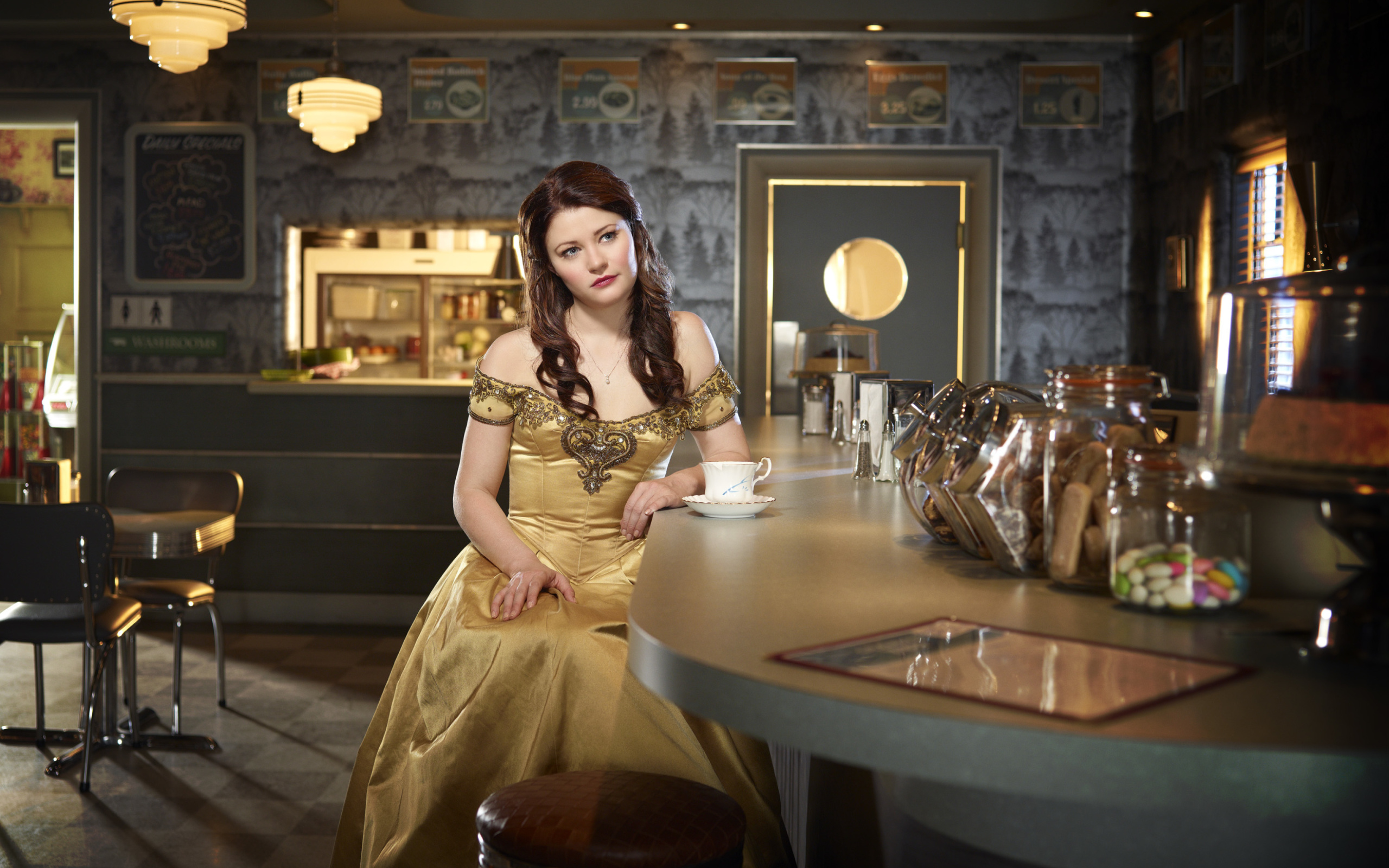 Screenshot №1 pro téma Once upon a time - Emilie de Ravin 2560x1600