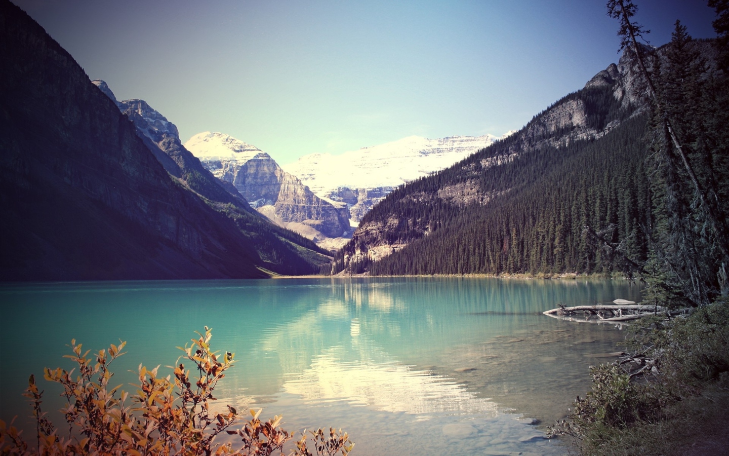 Mountains Lake screenshot #1 1440x900