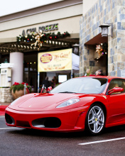 Обои Ferrari F430 in City 176x220