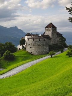Liechtenstein screenshot #1 240x320