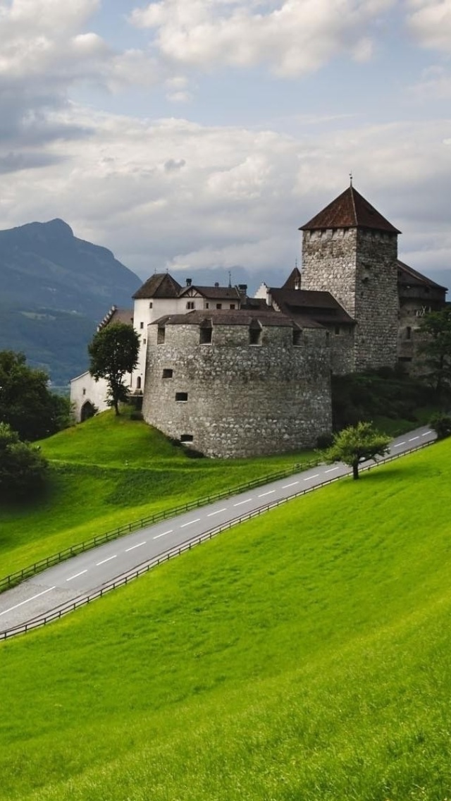 Fondo de pantalla Liechtenstein 640x1136