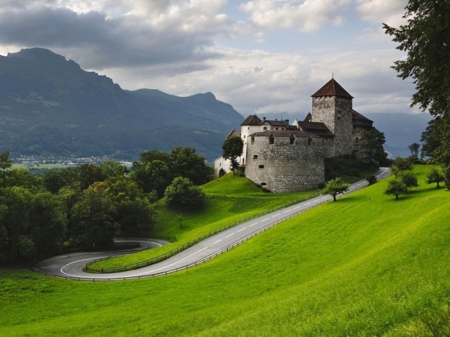 Das Liechtenstein Wallpaper 640x480