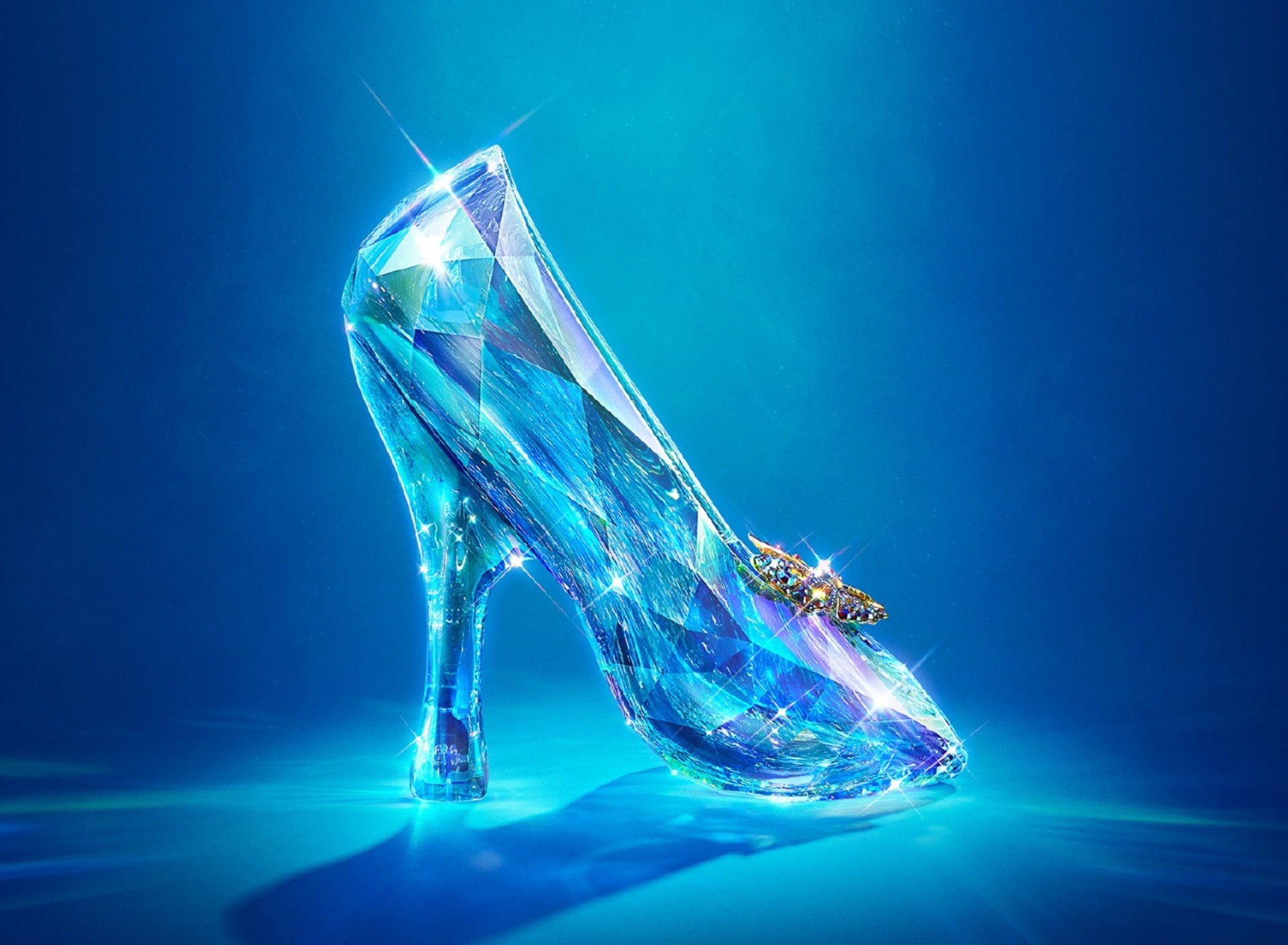 Das Cinderella 2015 Movie Wallpaper 1920x1408