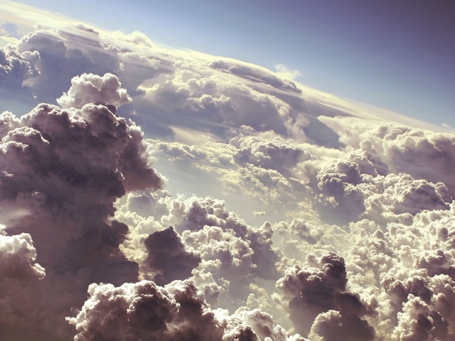 White Clouds wallpaper 640x480