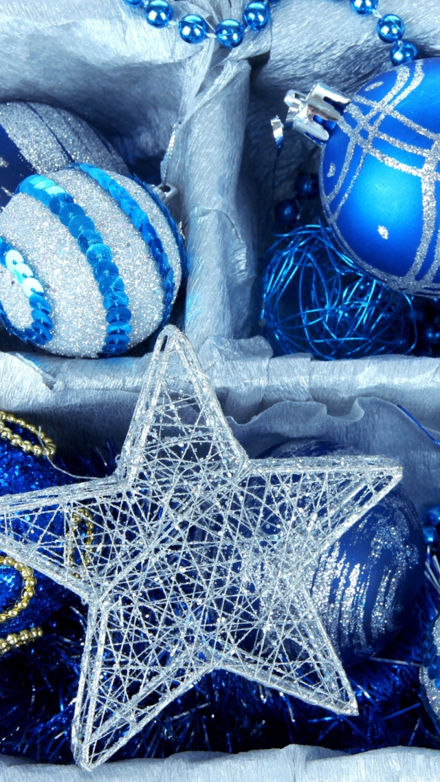 Blue Christmas Decorations screenshot #1 640x1136