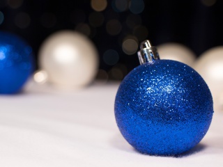Das Blue Sparkly Ornament Wallpaper 320x240
