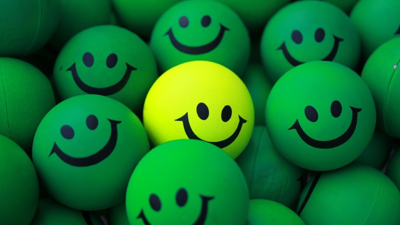 Smiley Green Balls screenshot #1 1366x768