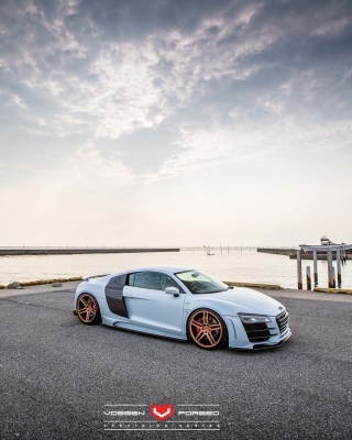 Free Hamana Audi R8 Picture for 240x320