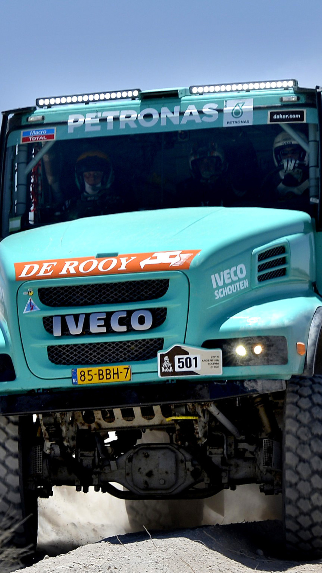 Fondo de pantalla Iveco Race Truck 1080x1920