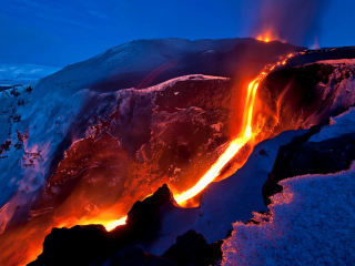 Обои Volcano Eruption 320x240