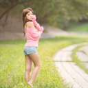 Das Cute Asian Girl In Pink T-Shirt And Blue Shorts Wallpaper 128x128