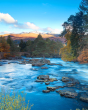 Fondo de pantalla Landscape of mountain river 176x220