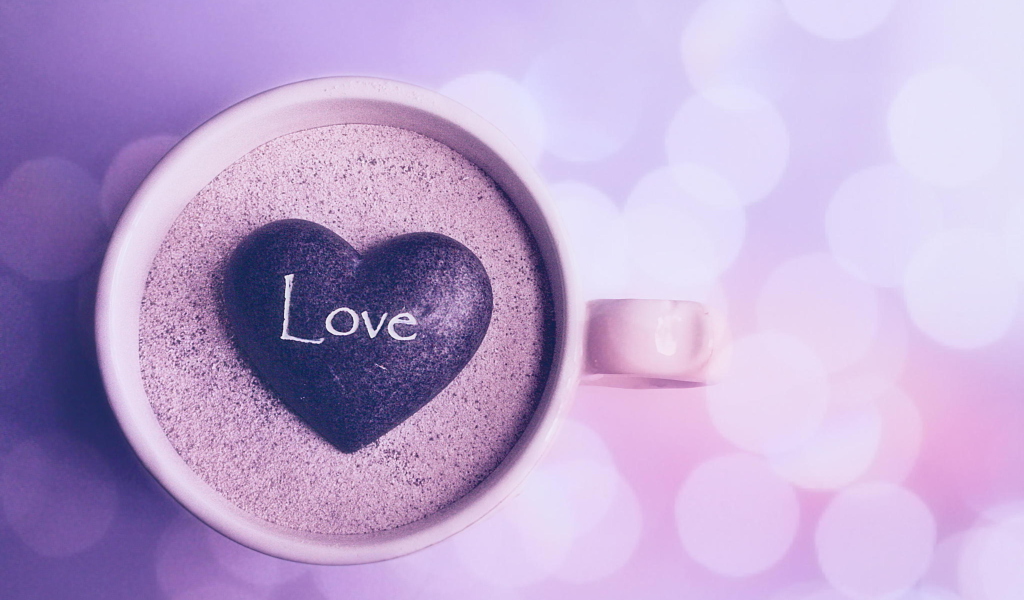 Обои Love Heart In Coffee Cup 1024x600