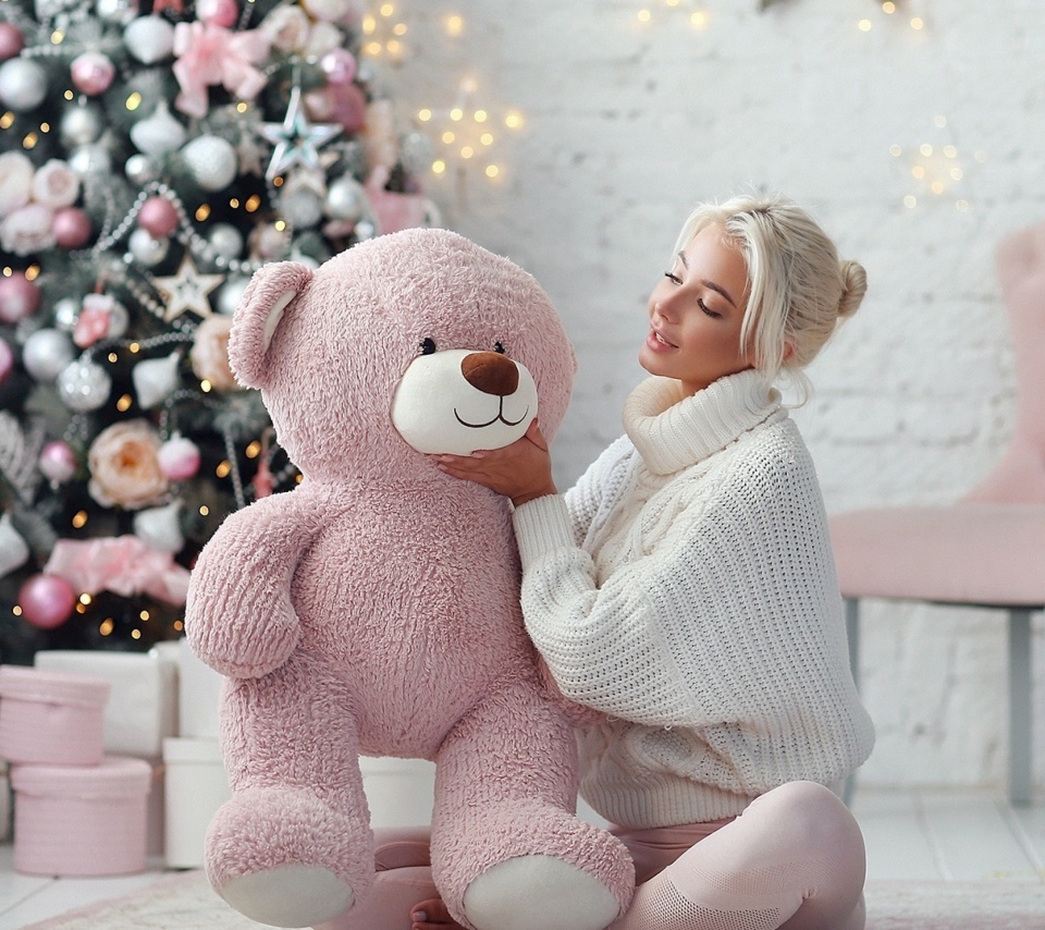 Das Christmas photo session with bear Wallpaper 960x854