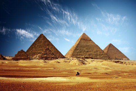 Обои Pyramids 480x320