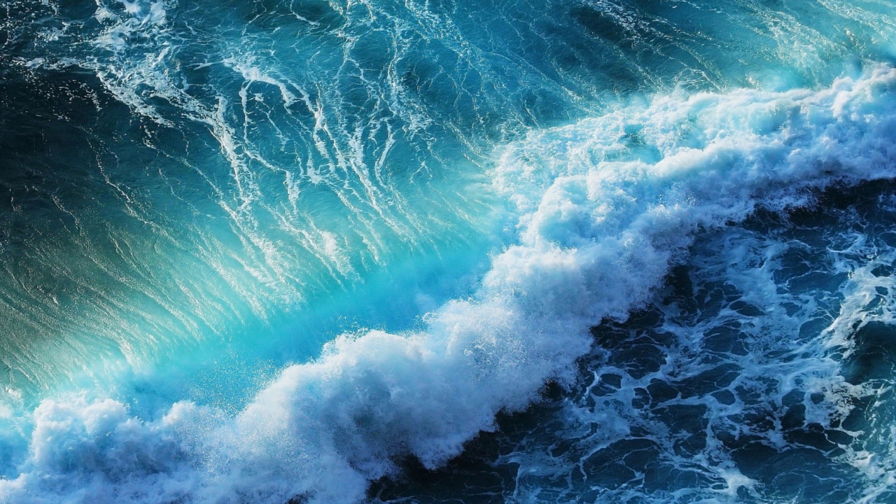 Screenshot №1 pro téma Strong Ocean Waves 1280x720
