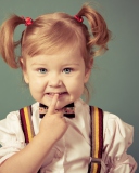 Das Cute Little Baby Girl Wallpaper 128x160