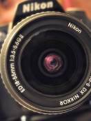 Nikon D90 screenshot #1 132x176