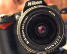 Das Nikon D90 Wallpaper 220x176