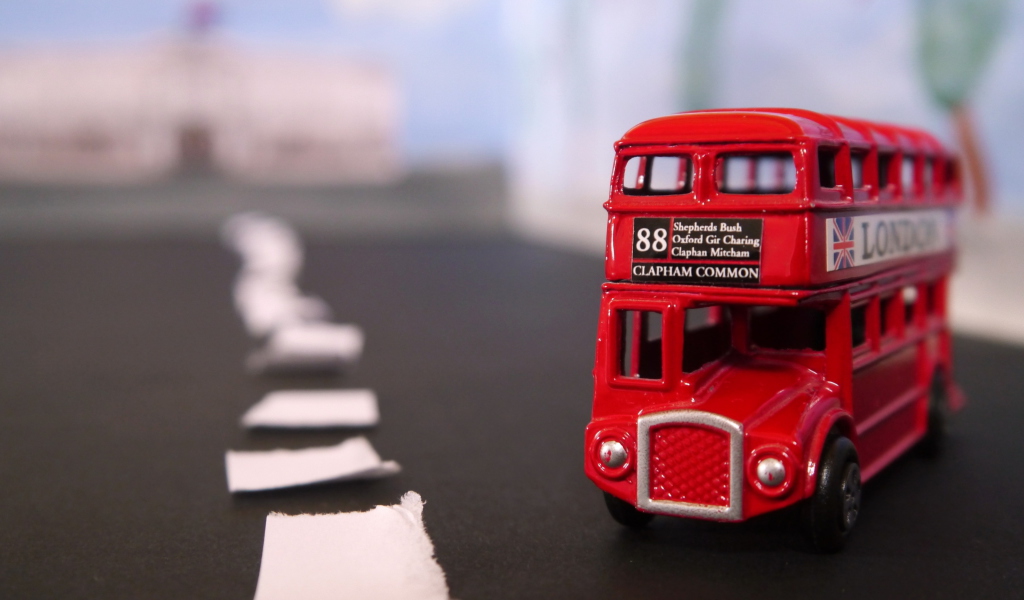 Red London Toy Bus screenshot #1 1024x600