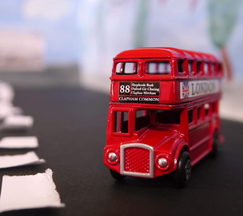 Red London Toy Bus wallpaper 960x854
