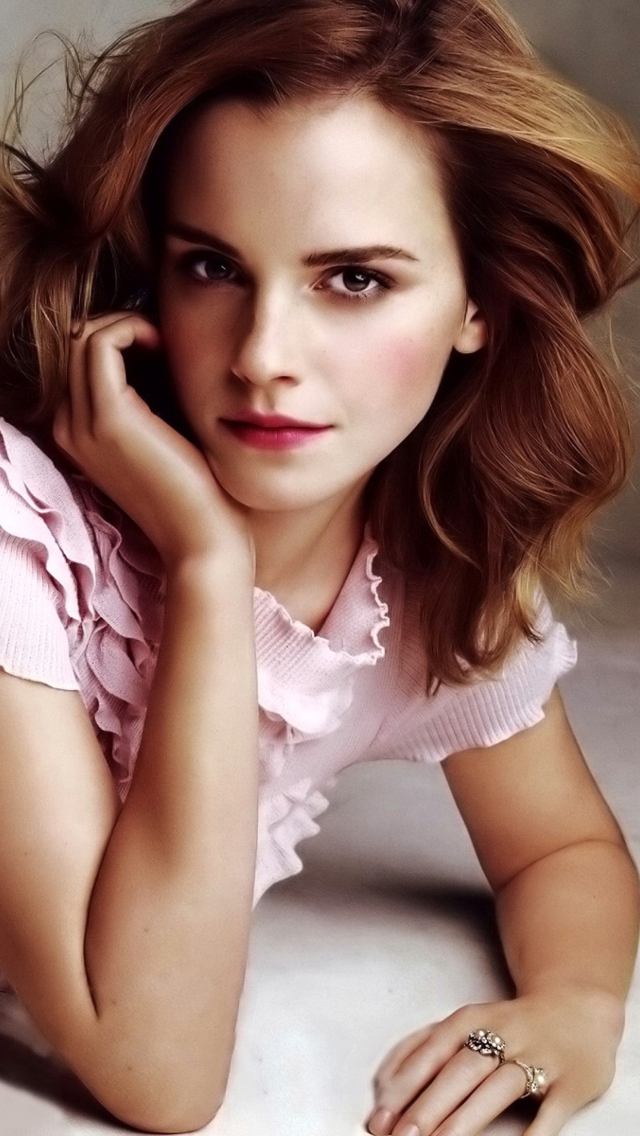 Emma Watson wallpaper 640x1136
