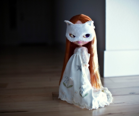 Doll With Cat Mask wallpaper 480x400