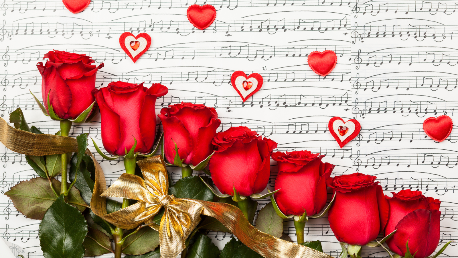 Fondo de pantalla Roses, Love And Music 1600x900
