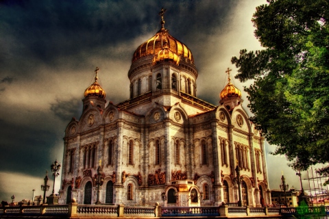 Orthodoxal Chruch of The Christ The Saviour Moscow wallpaper 480x320