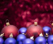 Screenshot №1 pro téma Christmas Tree Blue And Purple Balls 176x144