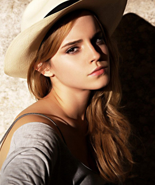 Cute Emma Watson - Obrázkek zdarma pro 640x1136