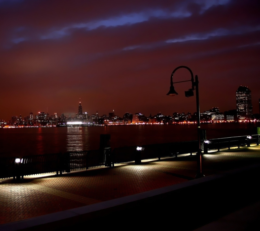 Screenshot №1 pro téma New York Skyline At Night 1080x960