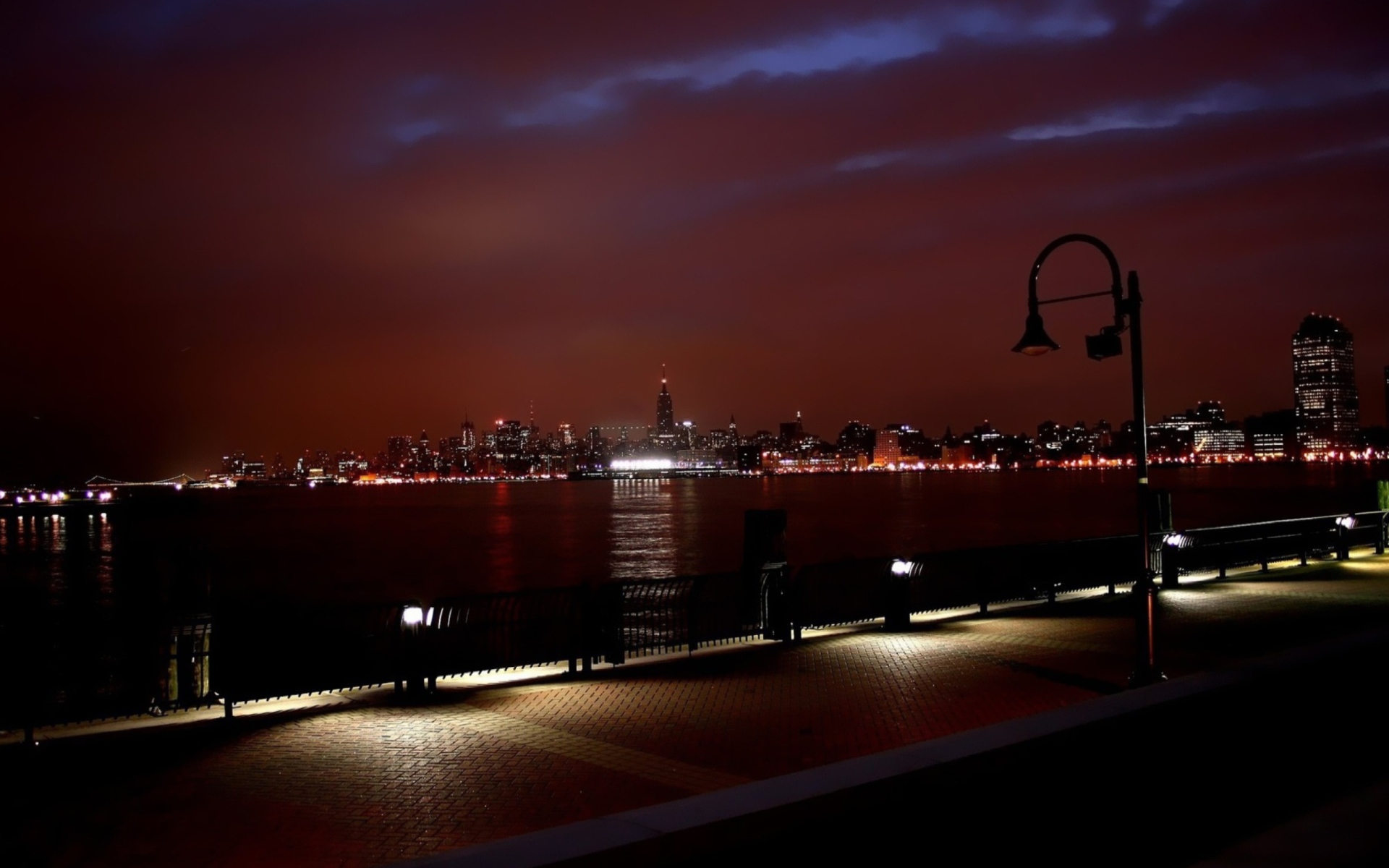 Screenshot №1 pro téma New York Skyline At Night 1920x1200