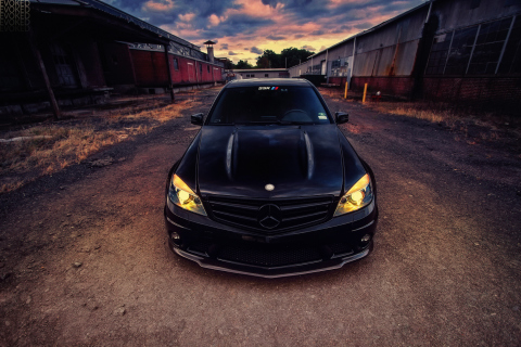 Das Black Mercedes C63 Wallpaper 480x320