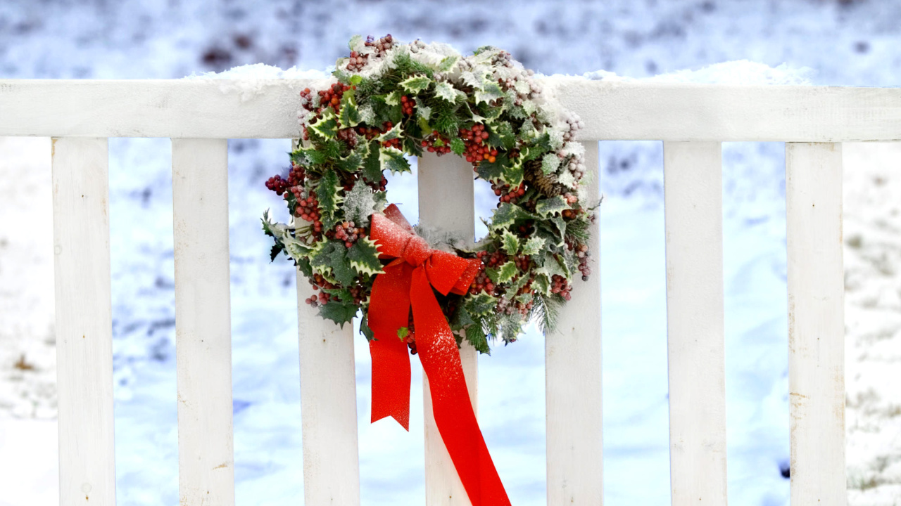 Обои Holiday Wreath 1280x720