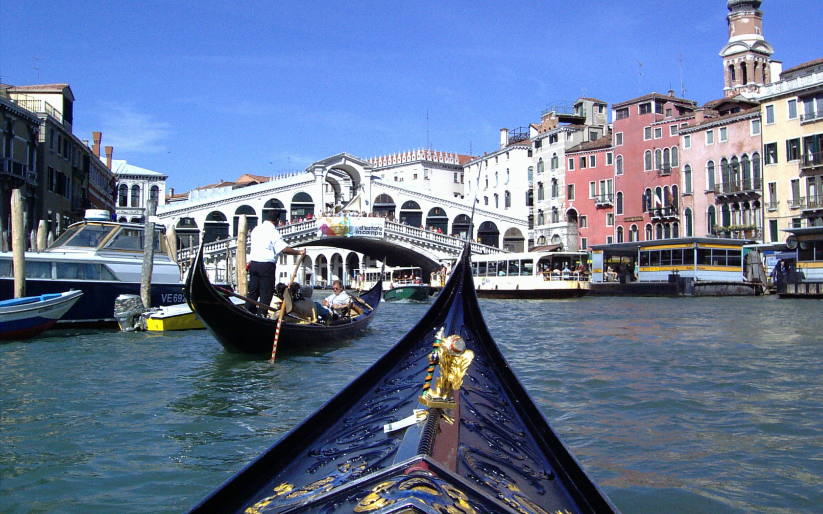 Canals of Venice wallpaper 1680x1050
