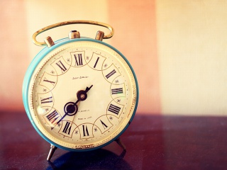 Alarm Clock wallpaper 320x240