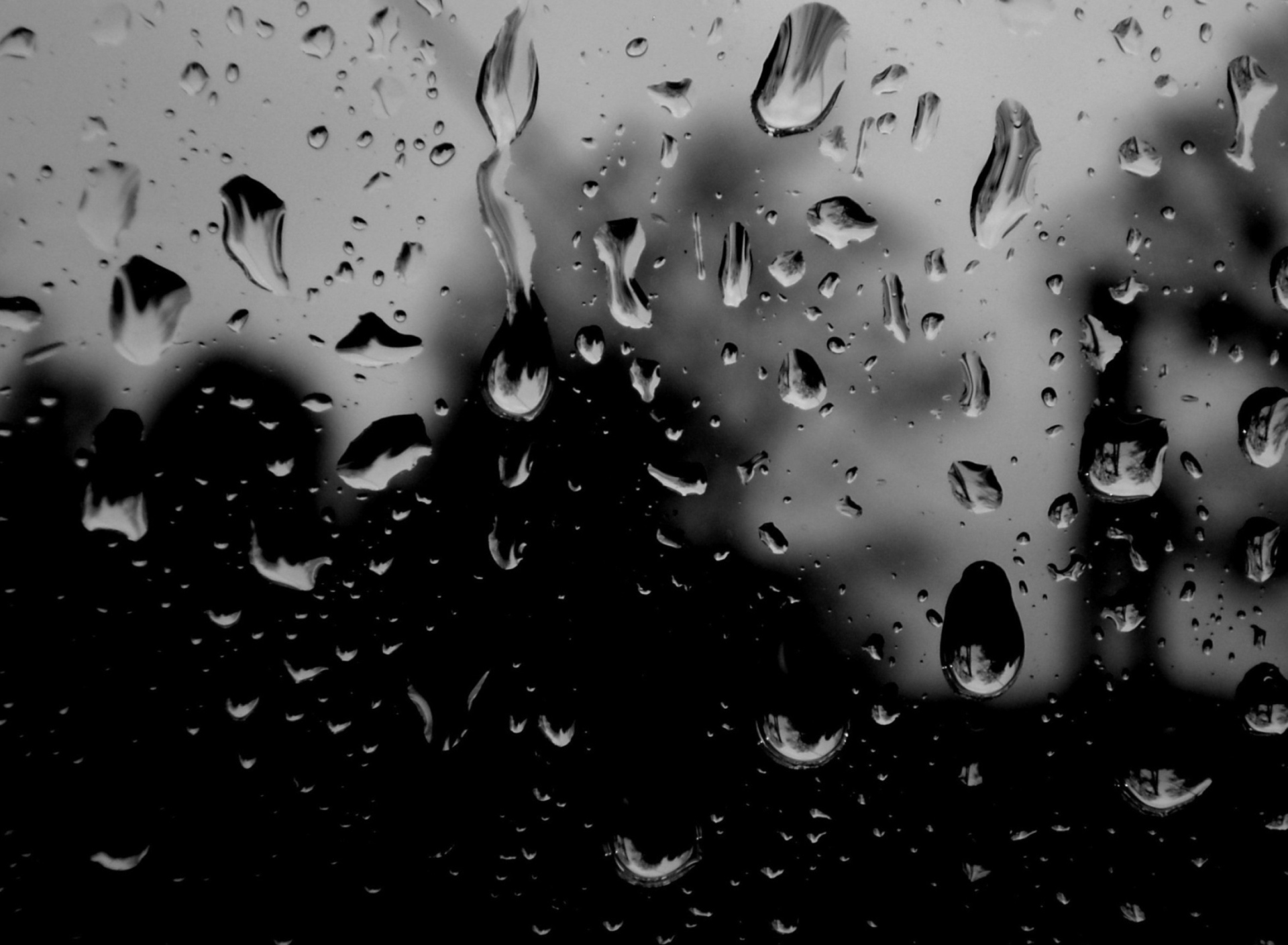 Screenshot №1 pro téma Dark Rainy Day 1920x1408