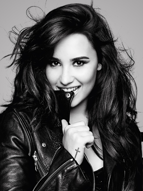Fondo de pantalla Demi Lovato Girlfriend 2013 480x640