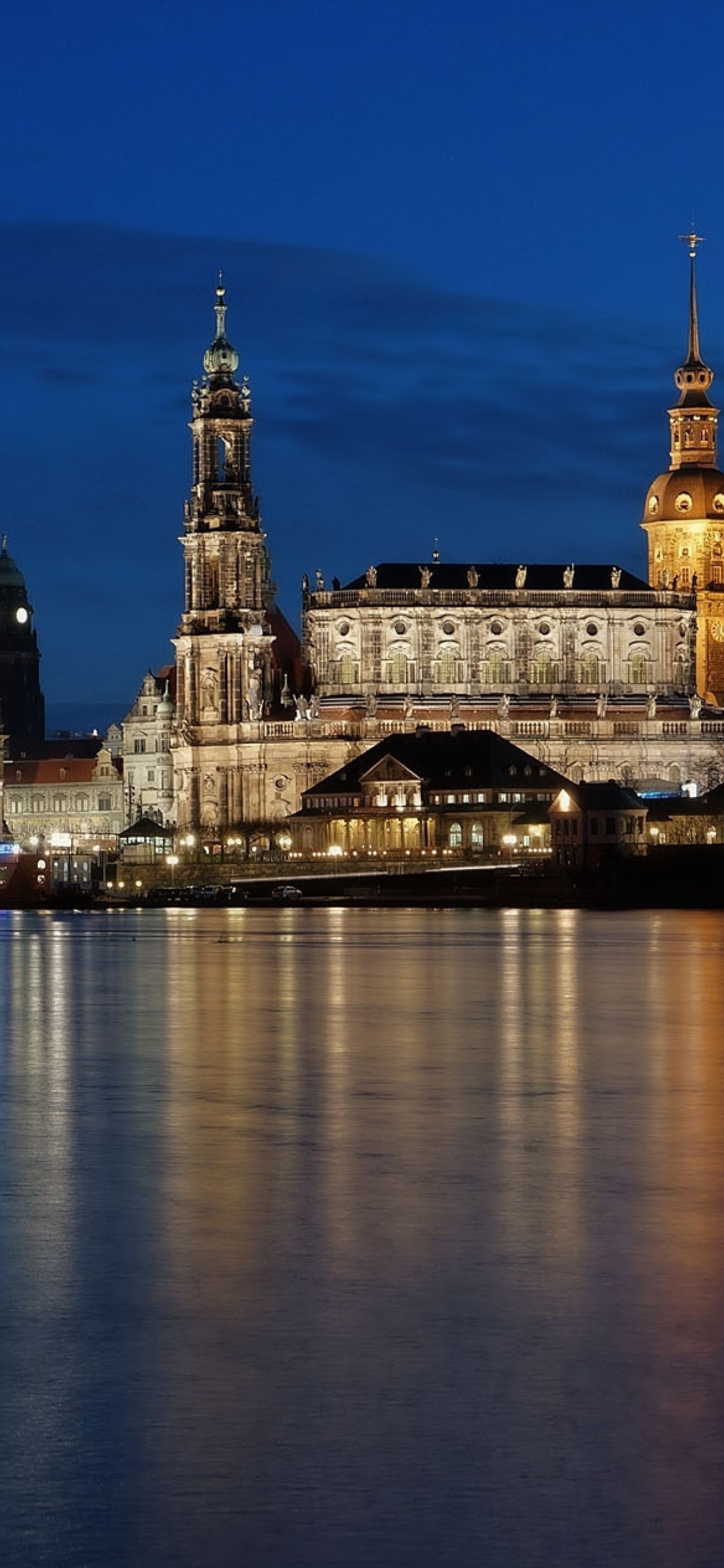 Fondo de pantalla Dresden In Deutschland 1170x2532