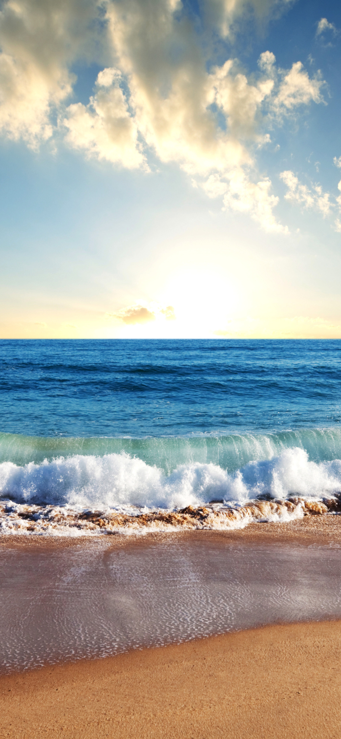 Beach and Waves wallpaper 1170x2532
