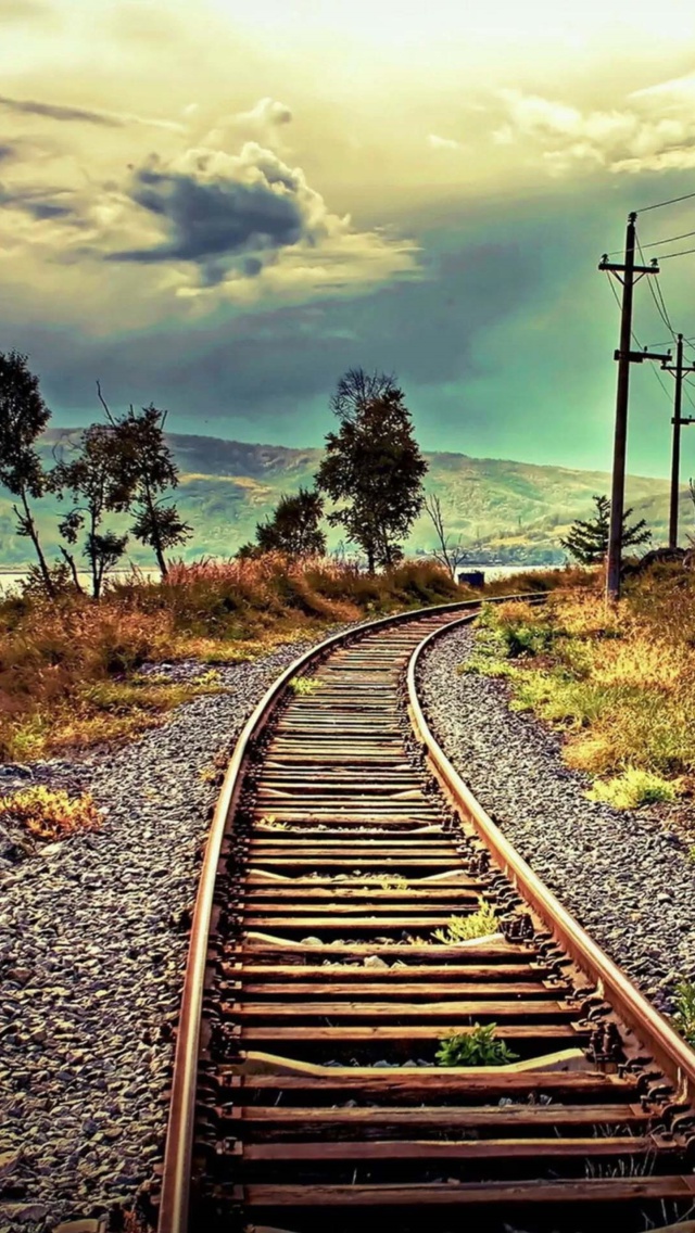 Abandoned Railroad screenshot #1 640x1136