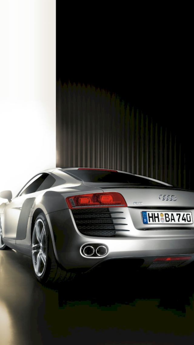 Audi R8 wallpaper 640x1136