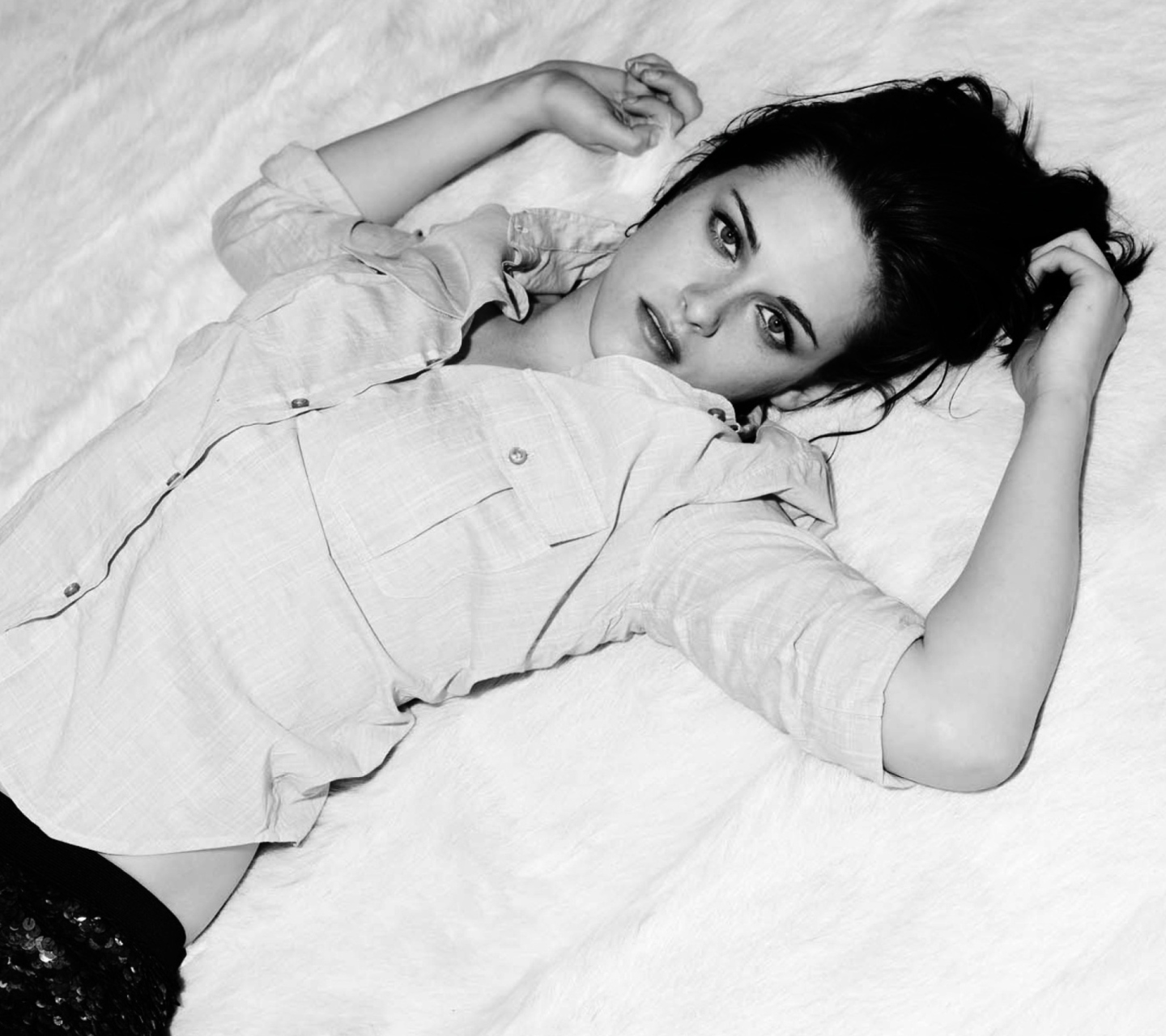 Kristen Stewart Black And White screenshot #1 1440x1280