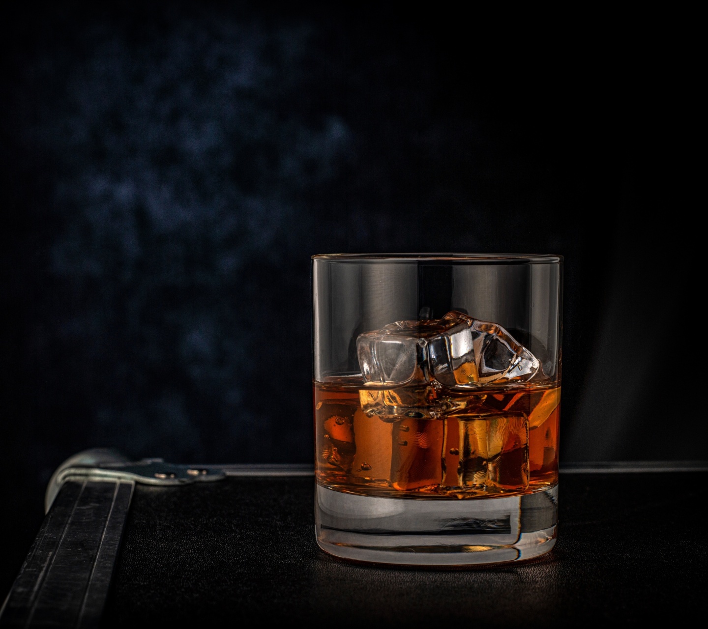 Golden Whiskey Glass wallpaper 1440x1280