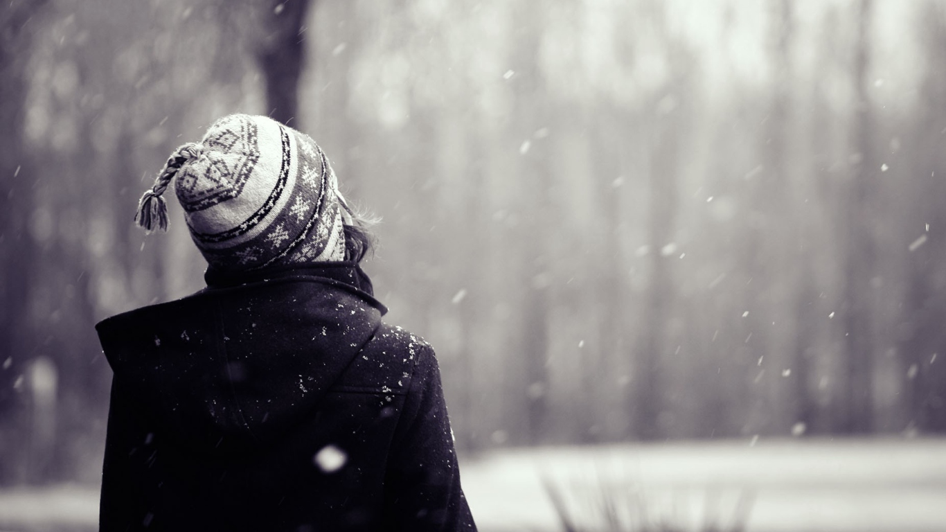 Girl Looking At Falling Snow wallpaper 1366x768