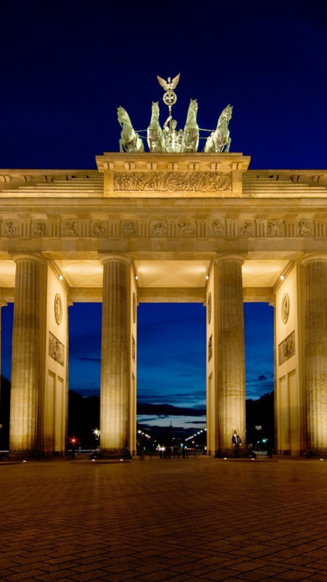 Sfondi Brandenburg Gate Berlin 1080x1920