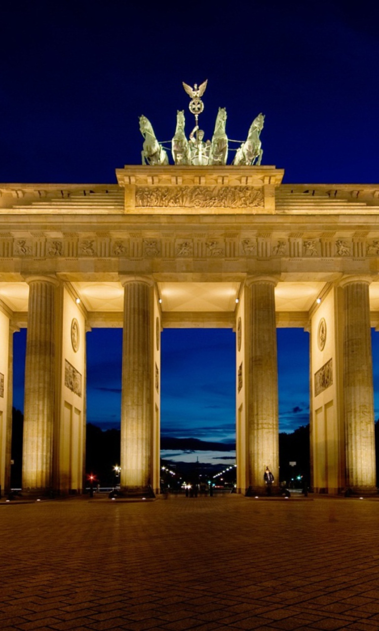 Brandenburg Gate Berlin wallpaper 768x1280