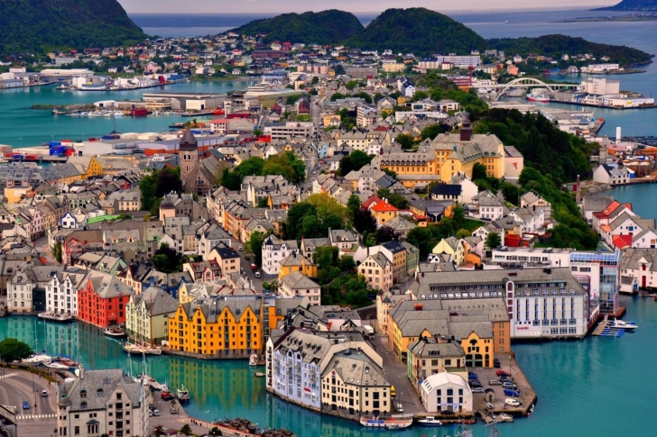 Das Alesund Wallpaper