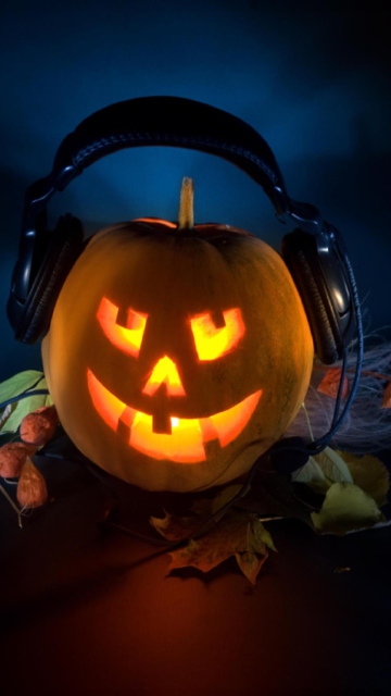 Das Pumpkin In Headphones Wallpaper 360x640